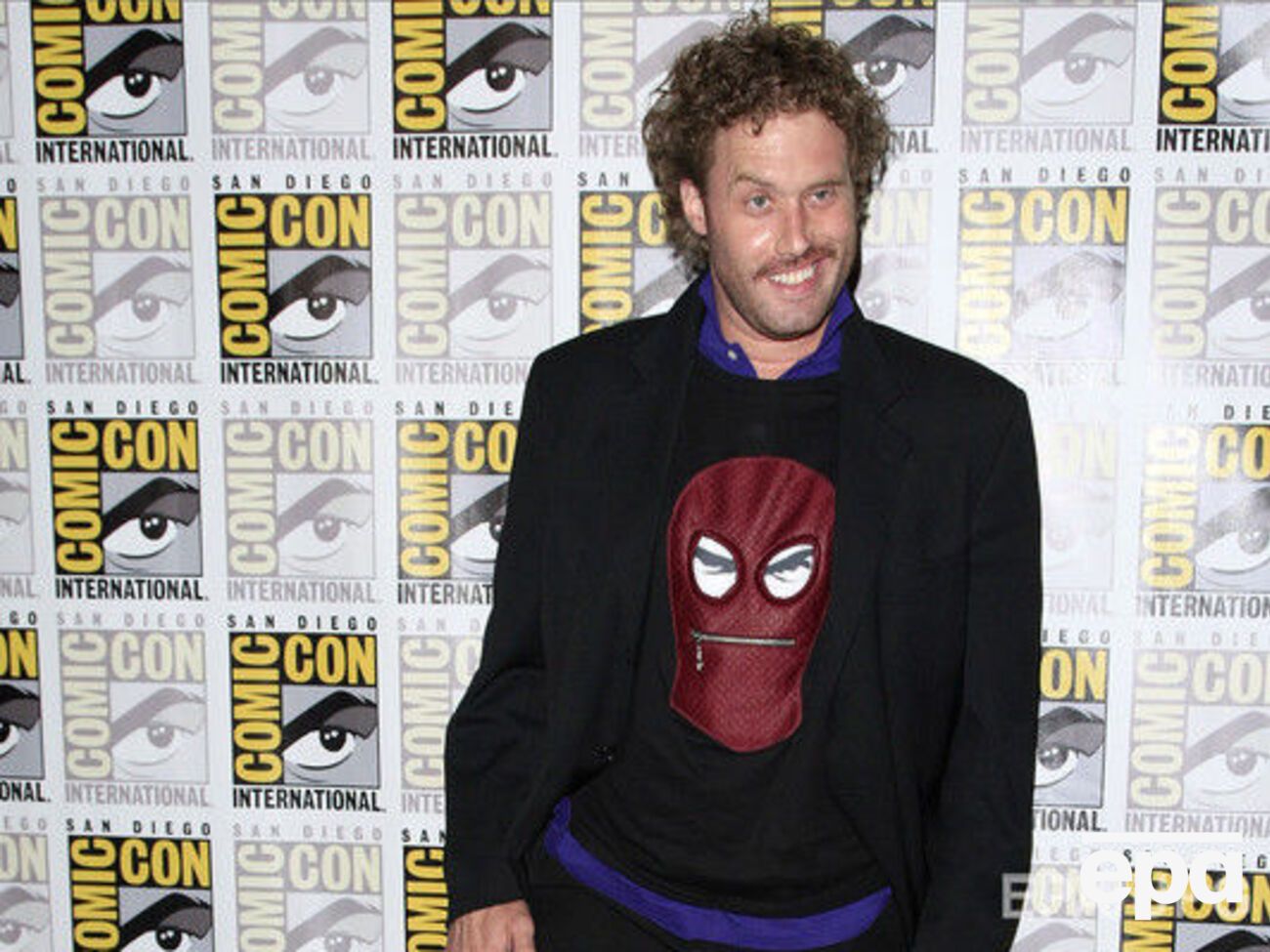 Актер отрицает обвинения