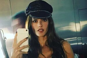 Амбросіо позувала для Vogue