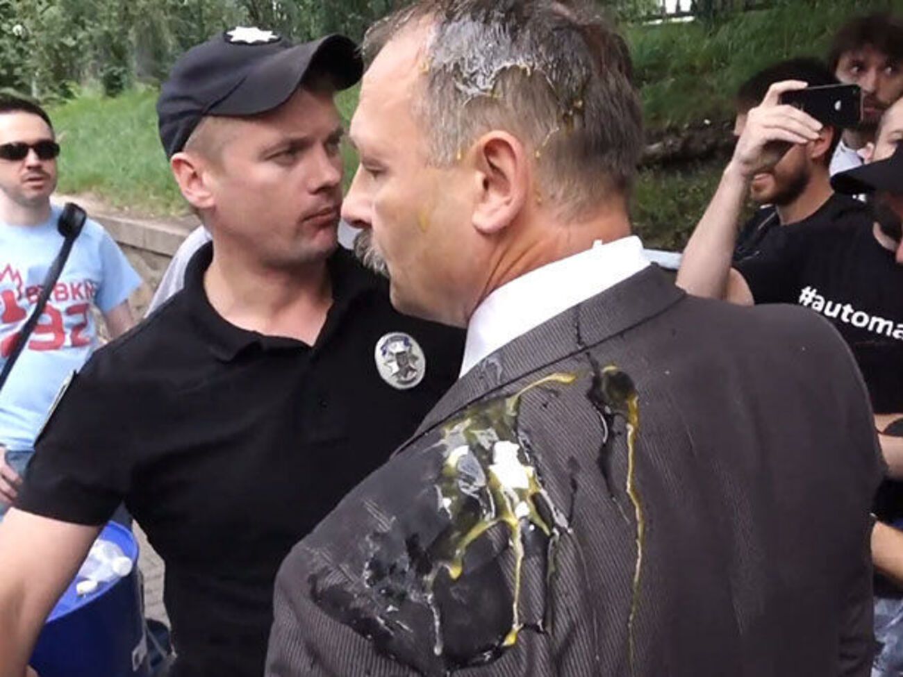 Олег Барна после нападения активистов