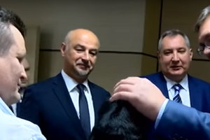 Після експерименту Вучичу дали погладити таксу