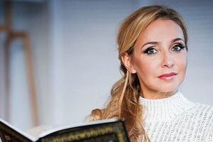 Навка приняла участие в фотосессии с младшей дочерью