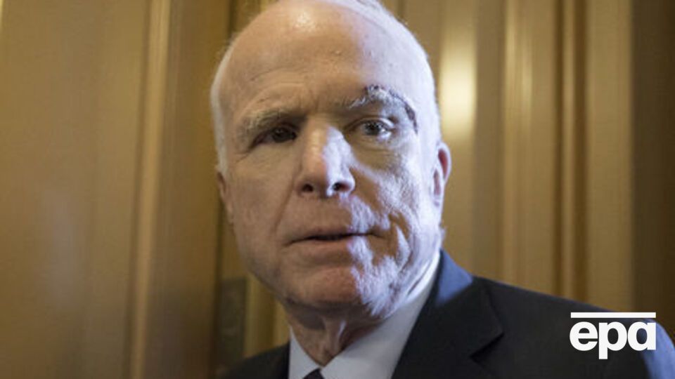 Маккейн: Я настійно закликаю президента схвалити додаткові продажі оборонної летальної зброї