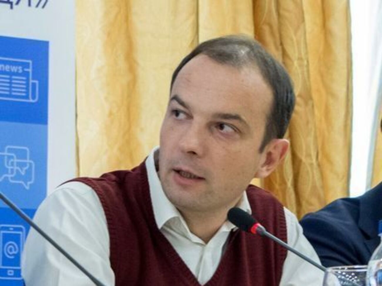 Соболєв: Хочу побажати здоров'я, зокрема дітям і онукам людини, яка це написала