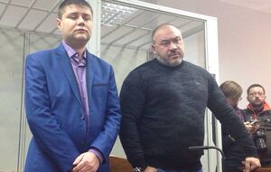 Крысин (на фото справа) получил условный приговор