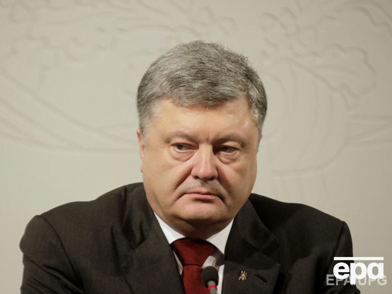 Порошенко созвонится с Тиллерсоном и Меркель