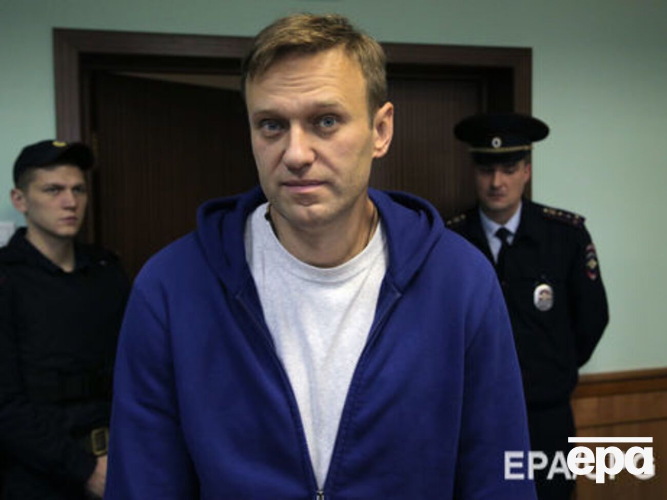 На собрание инициативной группы в Москве по выдвижению Навального пришло около тысячи человек