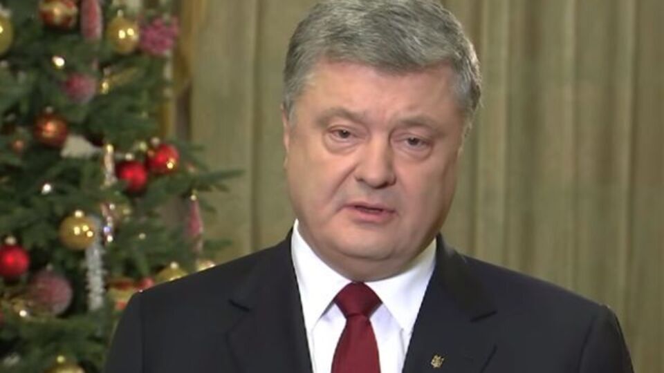 Порошенко: Ми не зазіхаємо на давню традицію святкувати Різдво 7 січня