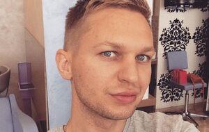 Стародуб: Как правило, все наши политики – "40+", и их воспитывали, что уход за собой и уделение внимания внешности – это дурной тон