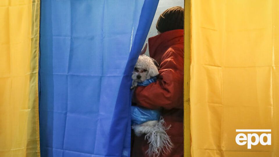 В опросе на тему выборов принимало участие 2000 украинцев