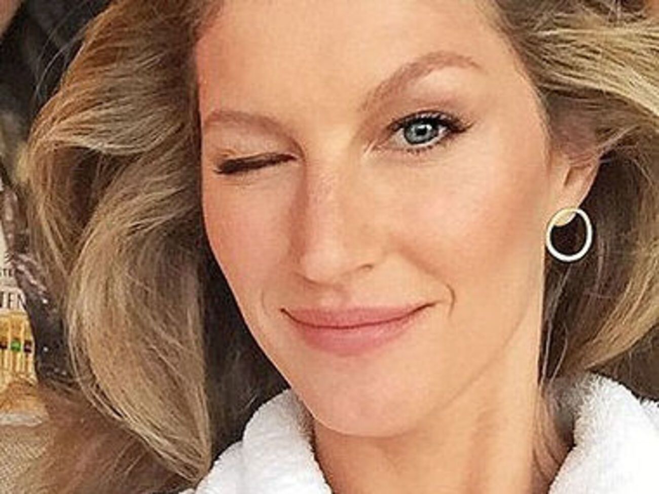 Бундхен не стала надевать нижнее белье