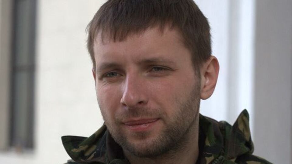 Володимир Парасюк: Повірте, у житті ні на кого не підняв би руки чи ноги, але зараз у владі стільки брехунів і злодіїв, що іноді доводиться
