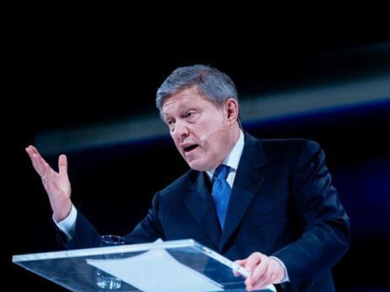 Явлінський підкреслив, що "цей режим і його майбутній політичний курс смертельно небезпечні для країни вже в найближчому майбутньому"