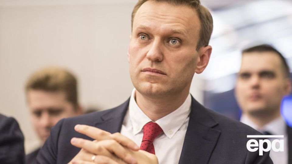 Навальный: Вы сидите на моей шее как у налогоплательщика