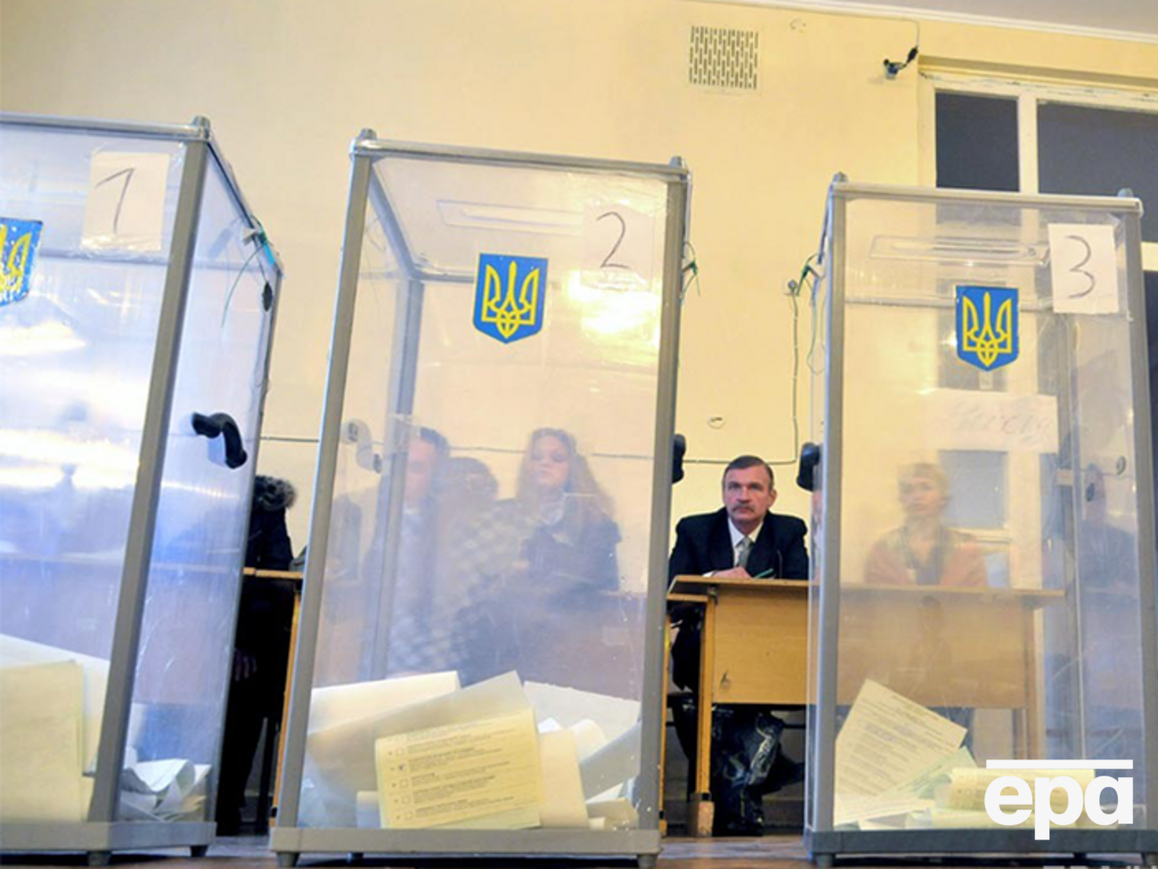 Місцеві вибори пройшли в 17 областях України