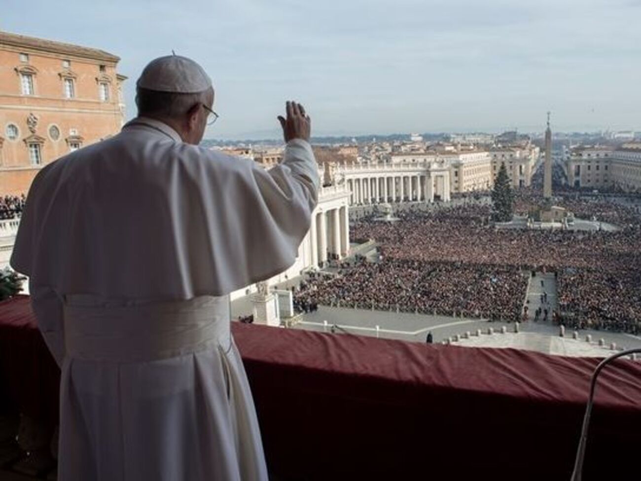 Папа Франциск виголосив свою промову на площі Святого Петра