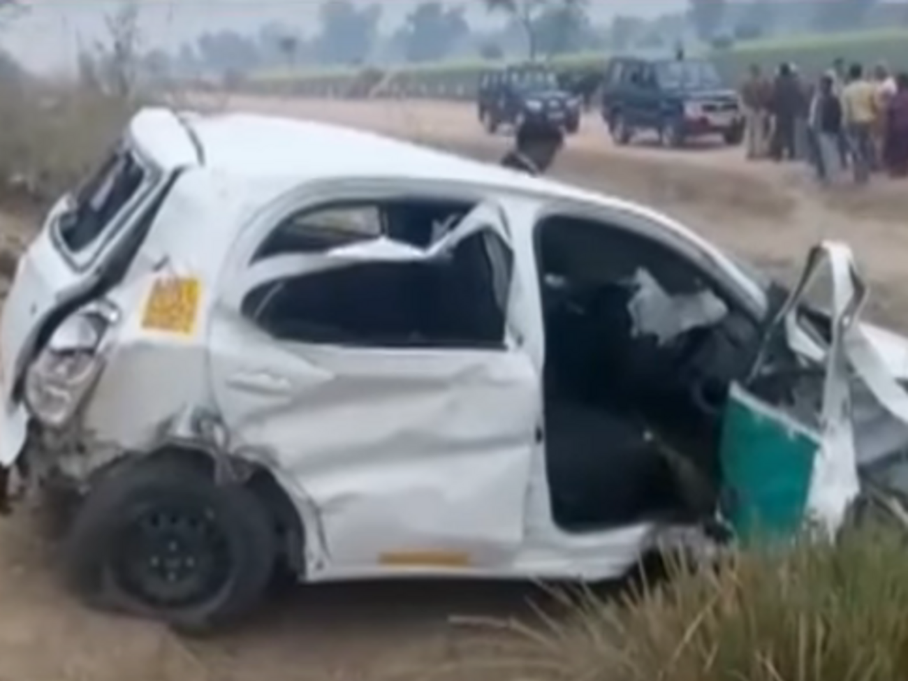 Автомобіль із двома українками врізався у відбійник