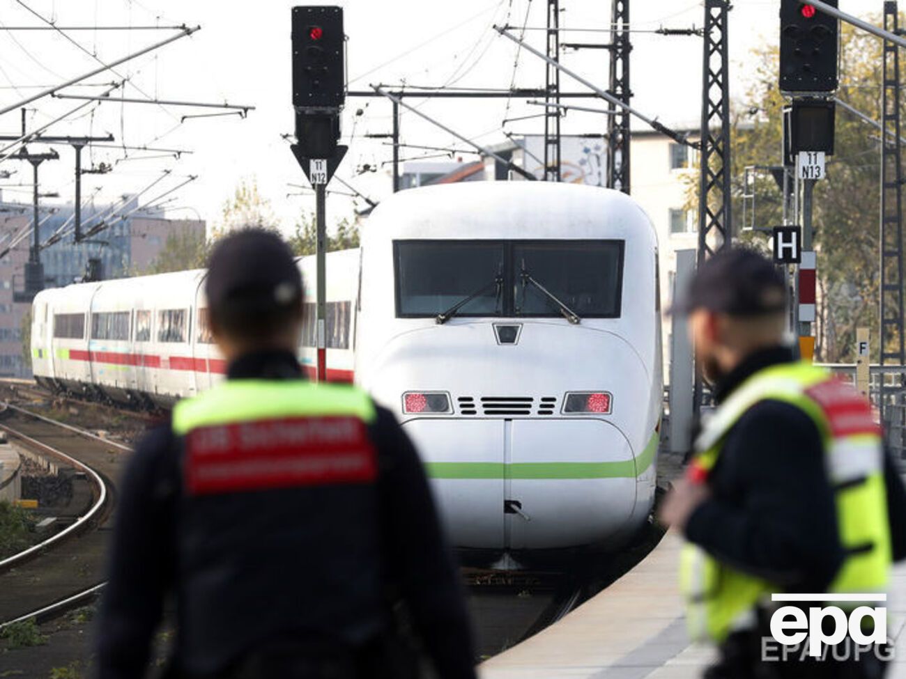 Мужчина лишился обеих рук и ноги