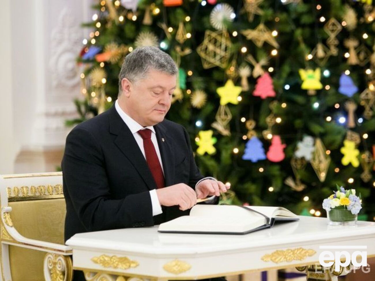 Порошенко пока не подписал госбюджет-2018