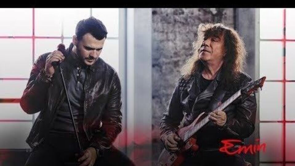 Эмин исполнил песню Кузьмина