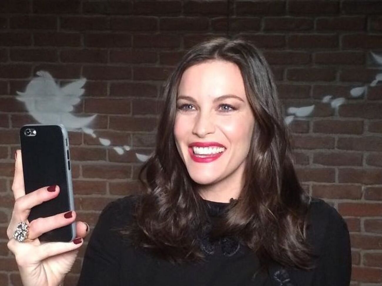 Тайлер показала пляжное фото