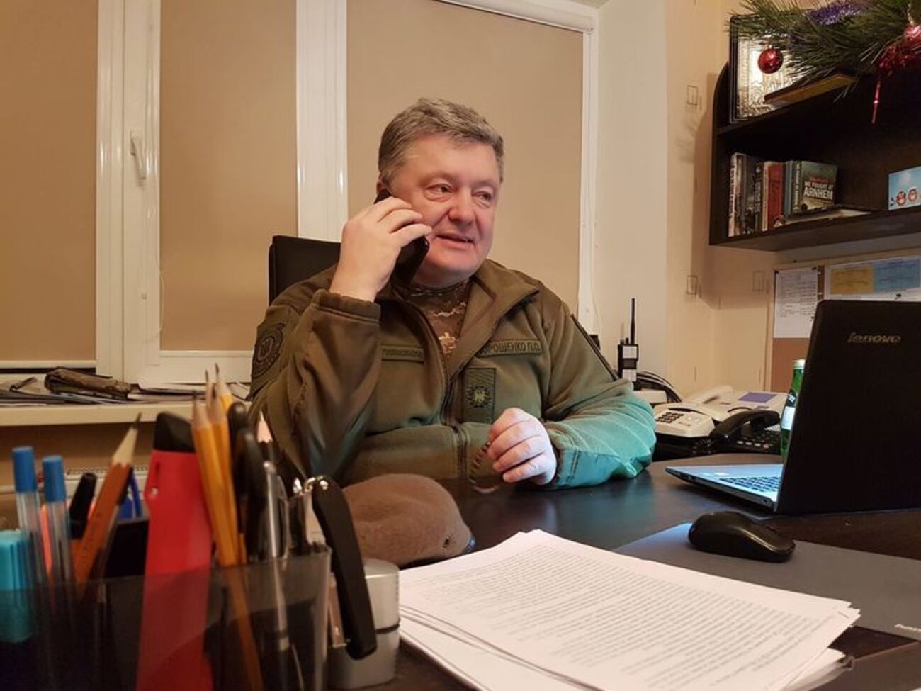 Порошенко: Українські заручники вже вдома