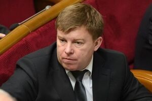 Весной 2014 года Мамчур командовал 204-й Севастопольской бригадой тактической авиации