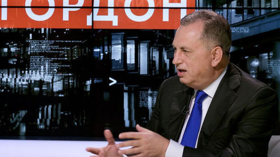 Колесніков уважає, що за інцидентом могла стояти команда тодішнього президента України Віктора Ющенка