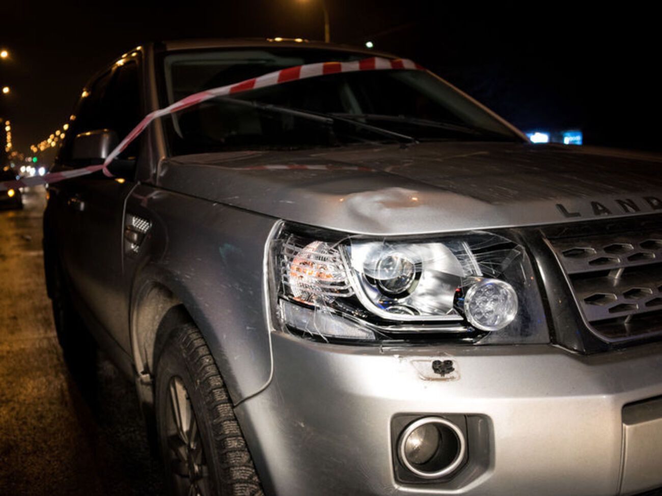 По информации полиции, автомобиль ехал на зеленый сигнал светофора