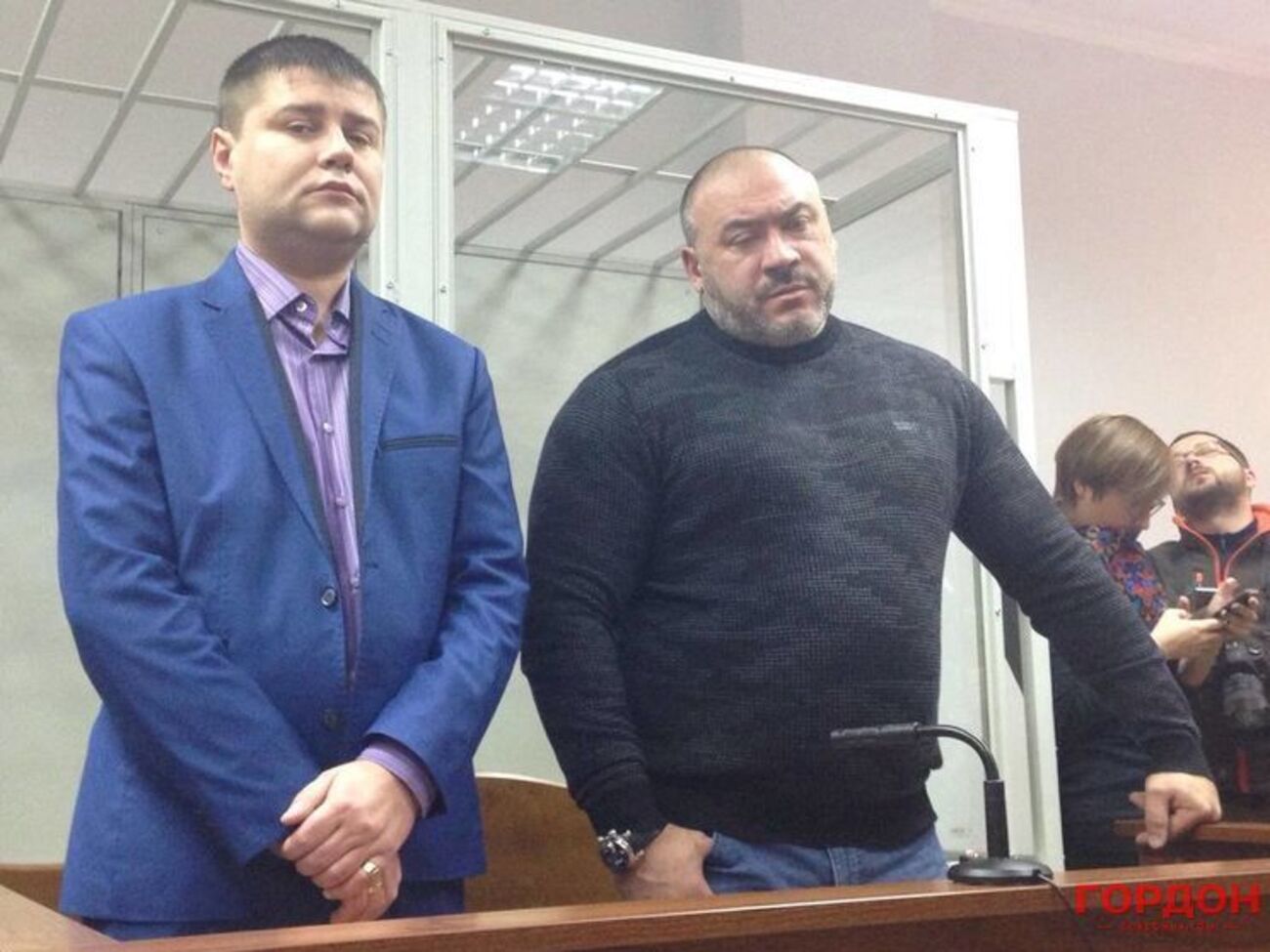 Крысин (на фото справа) получил условный срок