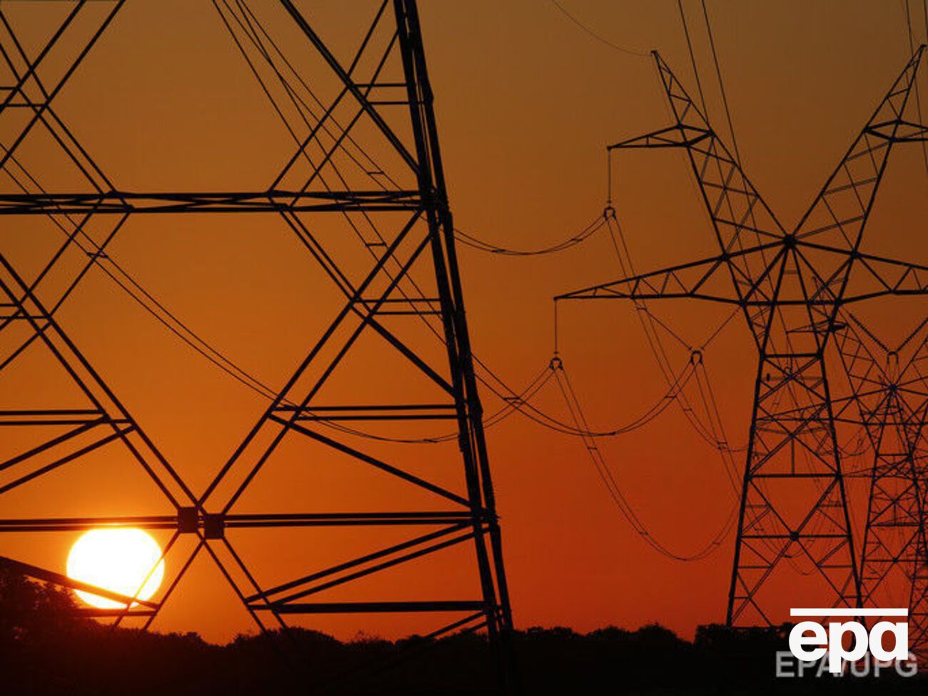 Нацкомісія підвищила оптову ринкову ціну на електроенергію