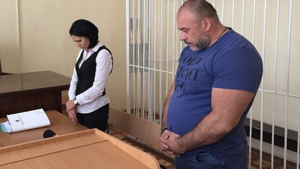 Суд засудив Крисіна до умовного терміну