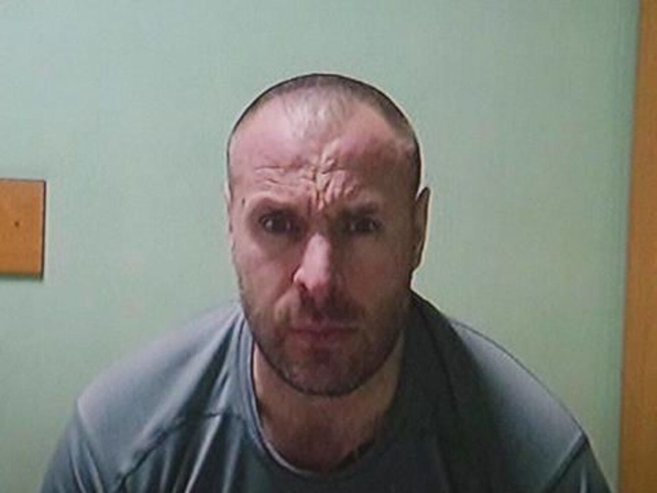 Павел Бялай был задержан в марте 2017 года, содержится за решеткой, является одним из фигурантов дела об убийстве журналиста Веремия