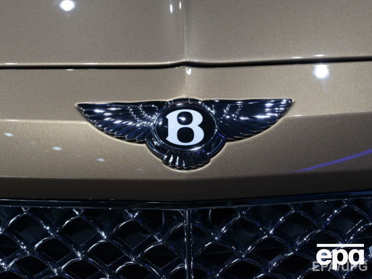 Прокурор передав украдений Bentley стороннім людям, де автомобіль &ndash;&nbsp;тепер невідомо