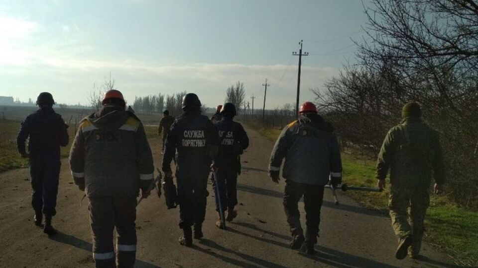 Рятувальники й електрики працювали в координації з військовими та спостерігачами ОБСЄ