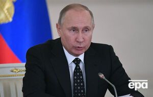 26 декабря инициативная группа официально выдвинула Путина кандидатом в президенты