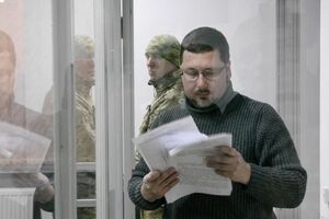 Ежова арестовали до 17 февраля