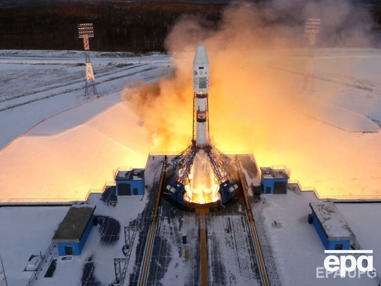 Росія відновила зв'язок із запущеним цього тижня супутником