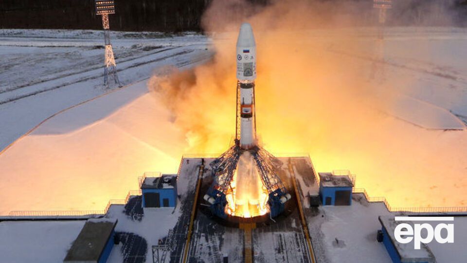 Россия восстановила связь с запущенным на этой неделе спутником