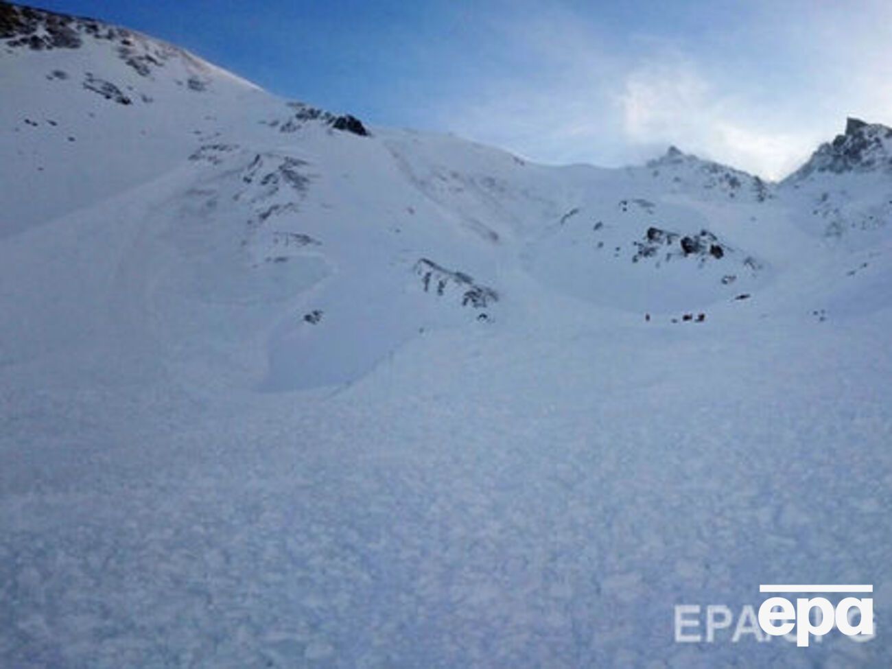 В Карпатах в субботу могут сойти лавины