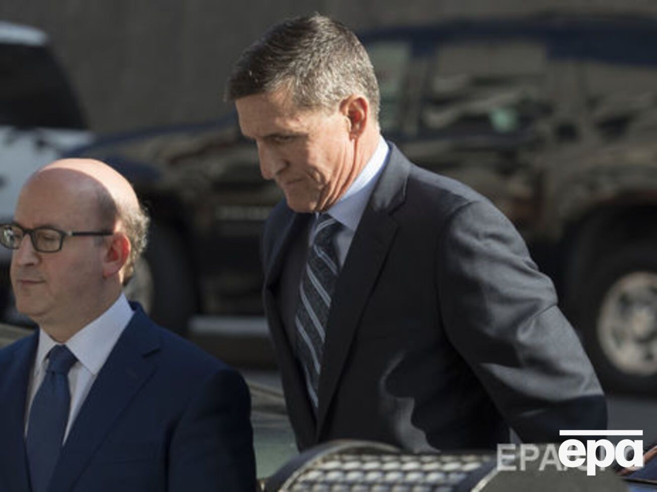 1 грудня Флінн визнав себе винним і оголосив, що йде на угоду зі слідством