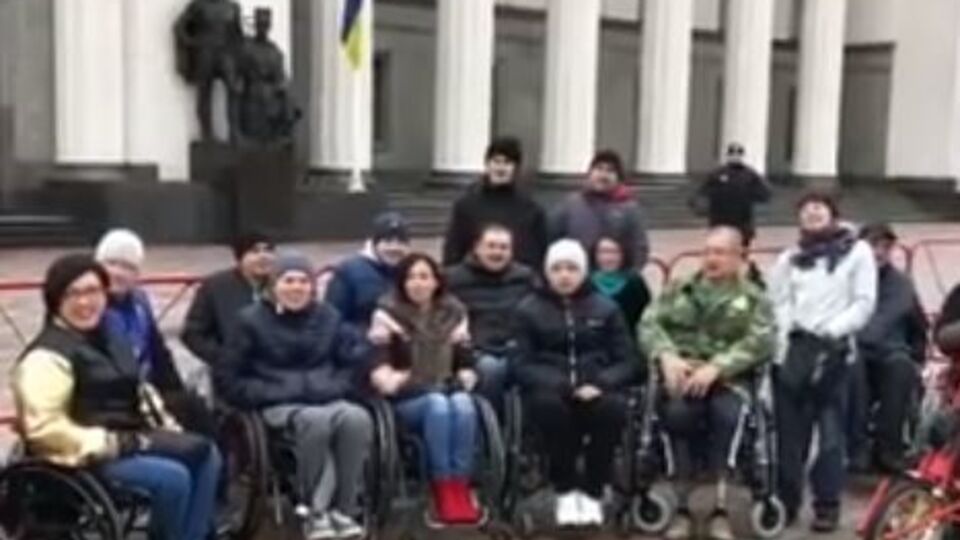 Мета акції – нагадати, що люди з інвалідністю такі самі громадяни, як і всі