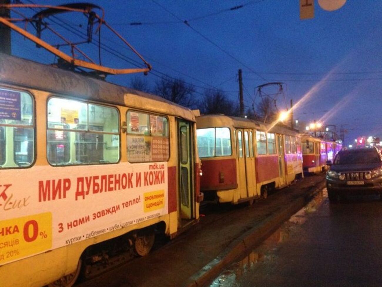 У Харкові захопили заручників