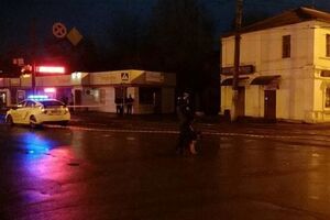 30 декабря неизвестный захватил отделение "Укрпошти" возле станции метро "Киевская" в Харькове