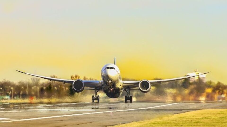 У РФ евакуювали аеропорти