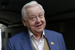 82-летнего Табакова госпитализировали днем 27 ноября