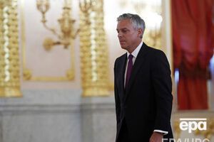 Хантсман отметил, что ситуация в Украине "представляет определенные сложности", так как заметного прогресса Штаты в этом вопросе не видят