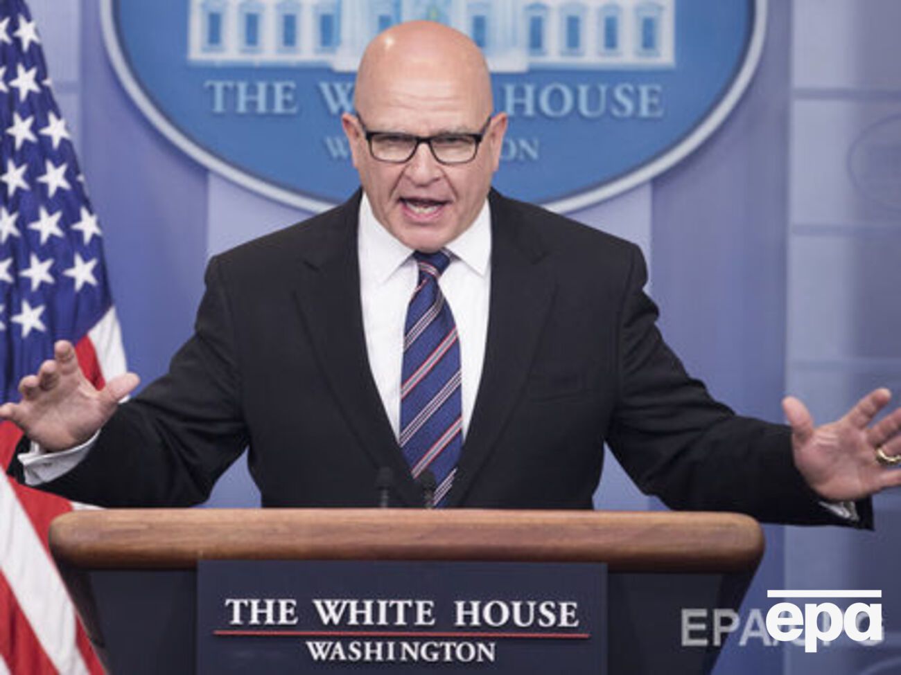 Макмастер: Это гонка, потому что он все ближе и ближе