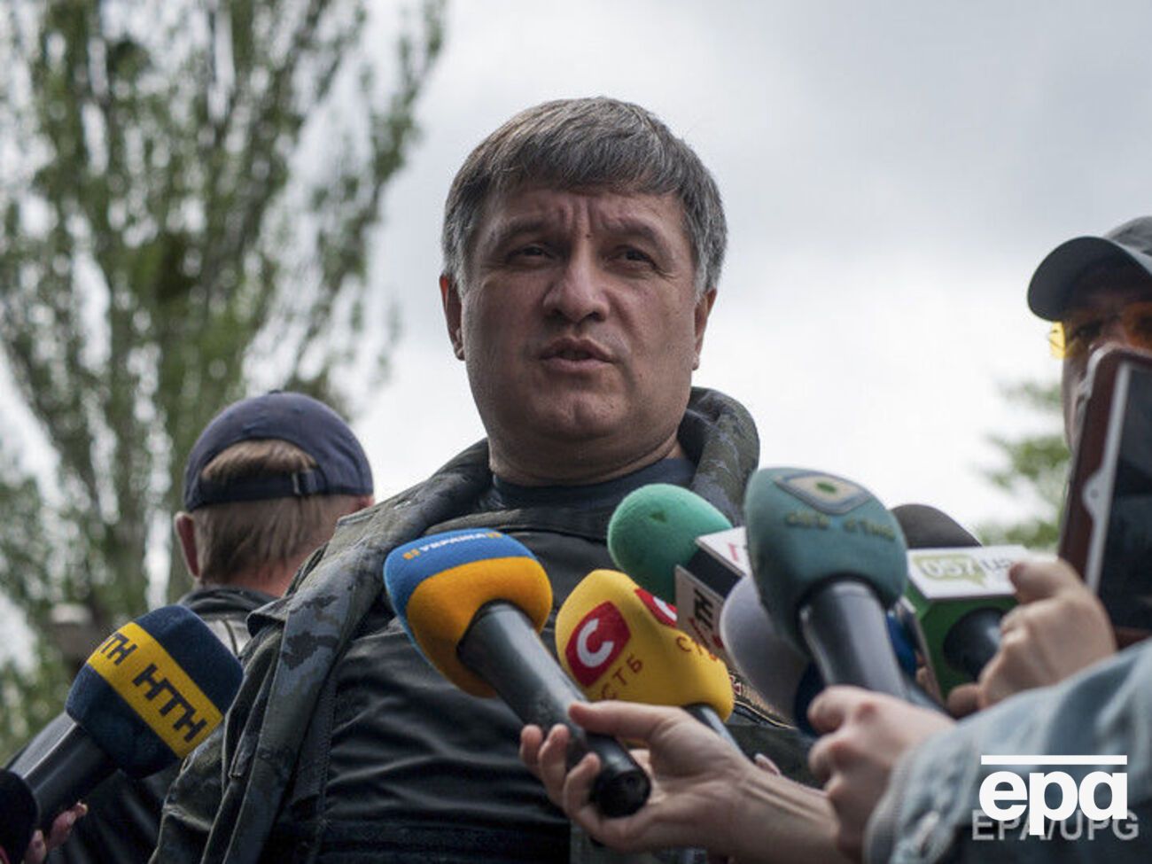 Аваков: Не варто з негідників робити страждальців