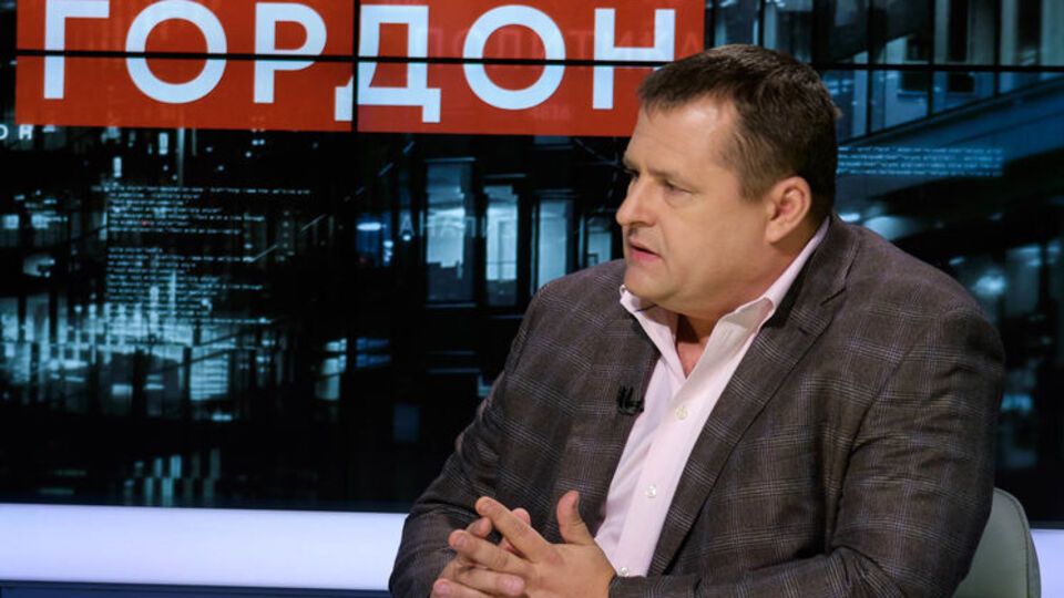 Филатов: Шарий за счет своей вот этой манипулятивной риторики в костер событий, в 2014 году происходивших, подлил немало бензинчика