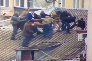 У мережі опублікували відео затримання Саакашвілі
